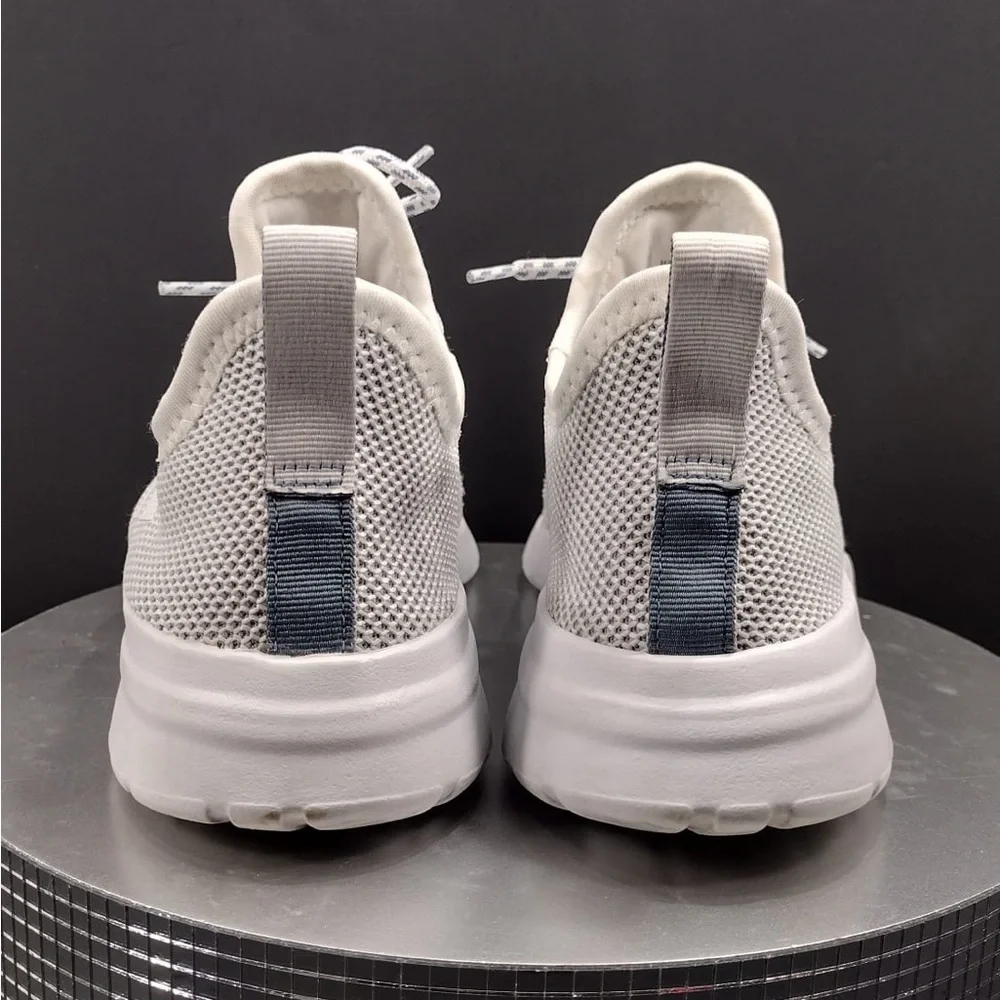 Adidas White Sneakers size 9.5 pre Owned good condition